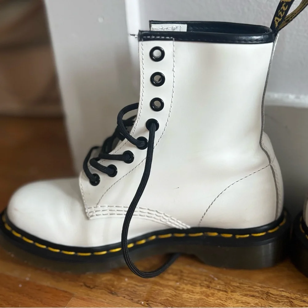 Doc Marten 1460 White Leather Boots - Picture 4 of 10